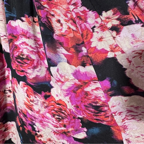 Torrid Black Floral Knit-To-Woven Dress Size 1x - Picture 12 of 15